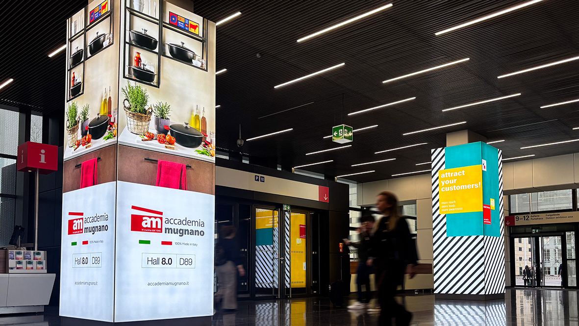 Column covering illuminated