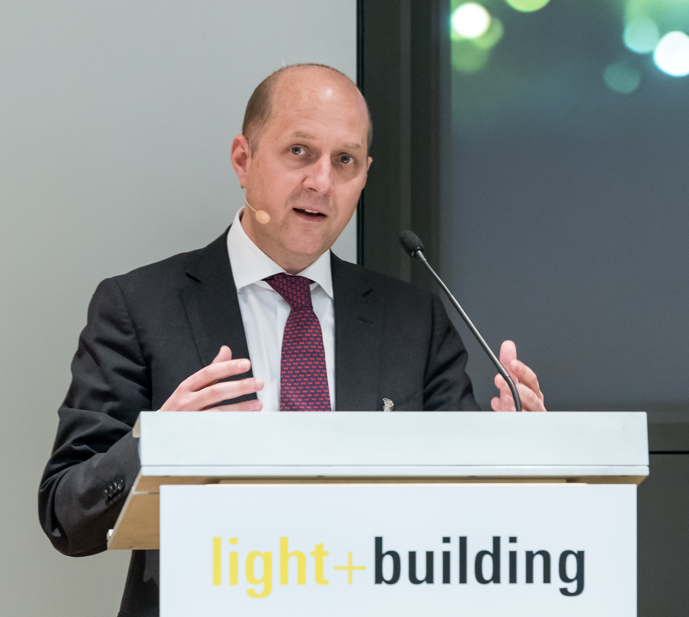 Daniel Hager, Zentralverband Elektrotechnik und Elektronikindustrie (ZVEI), stellv. Vorsitzender des Fachverbands Elektroinstallationssysteme