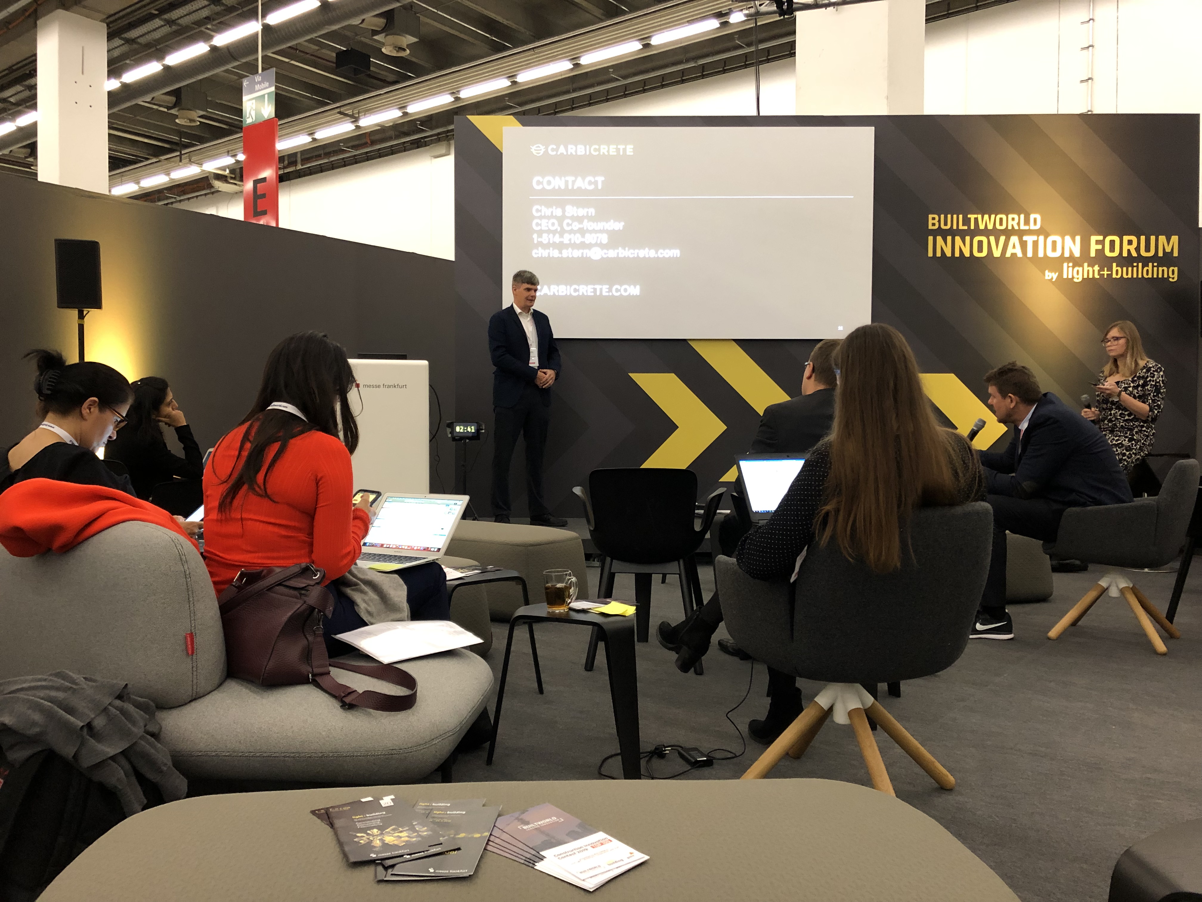 Builtworld Construction Innovation Contest: Zum zweitägigen Pre Pitch in Halle 9.0 der  Messe Frankfurt kamen Juroren aus den bekanntesten etablierten Unternehmen der Immobilien- und Baubranche sowieder Gebäudetechnik zusammen.