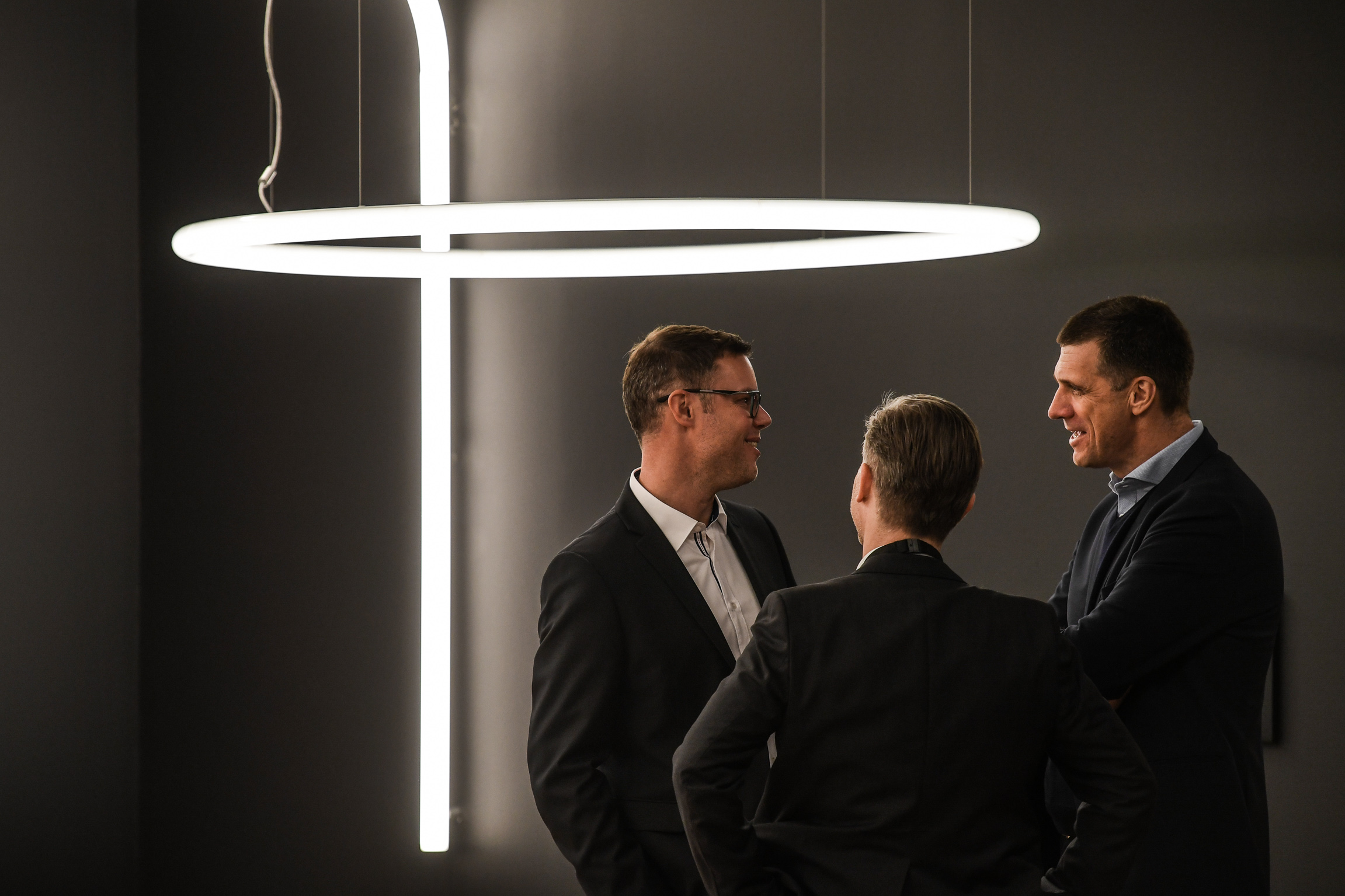 Leuchten, die selbst in den visuellen Hintergrund treten, um dem Licht die Prominenz zu überlassen sind Teil des Themas „Funktionale Ästhetik“ zur Light + Building 2020 in Frankfurt am Main.