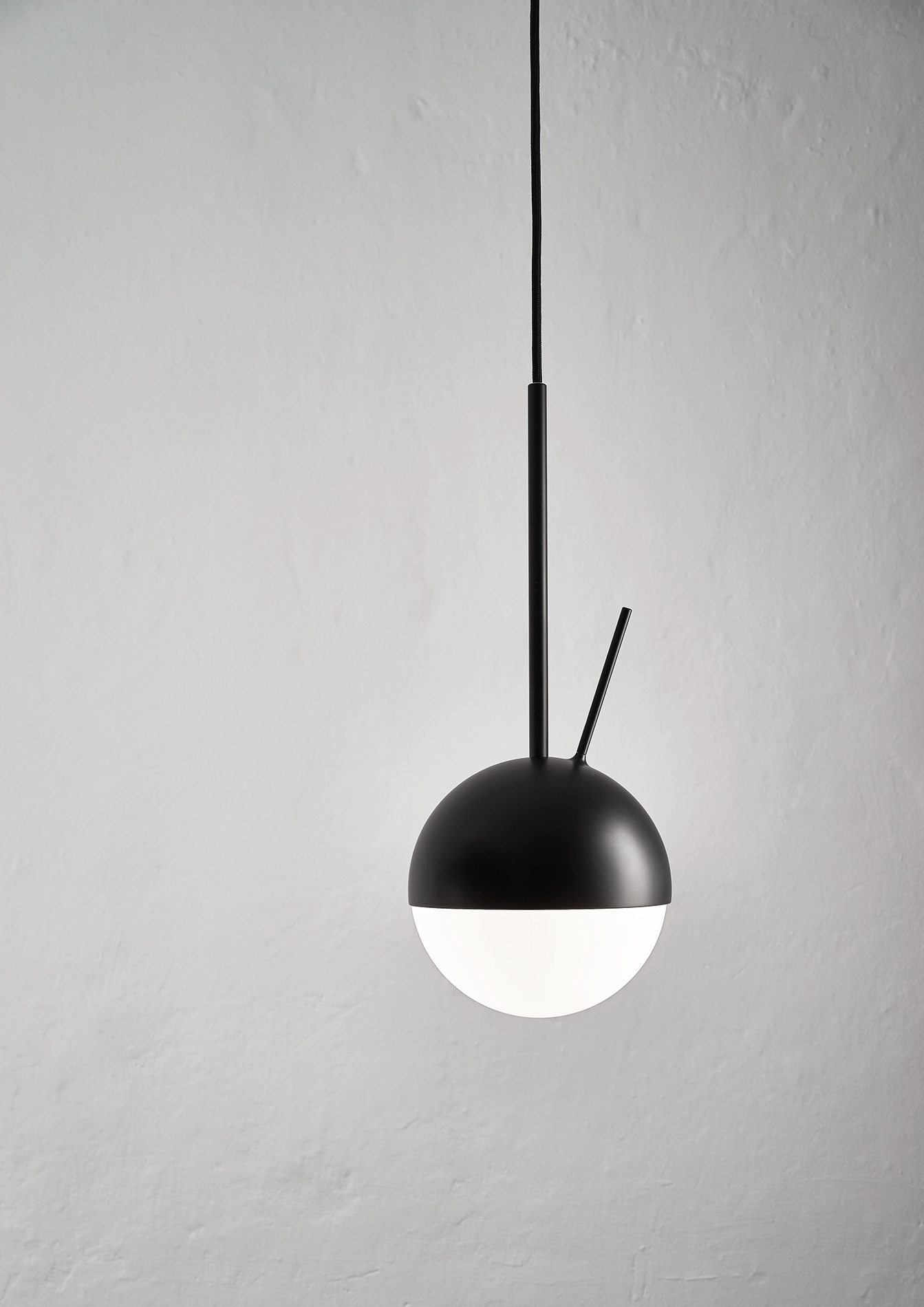 Kap | Pendelleuchte / Pendant luminaire, Bernhard Osann; Thomas Weiß, HFBK Hamburg