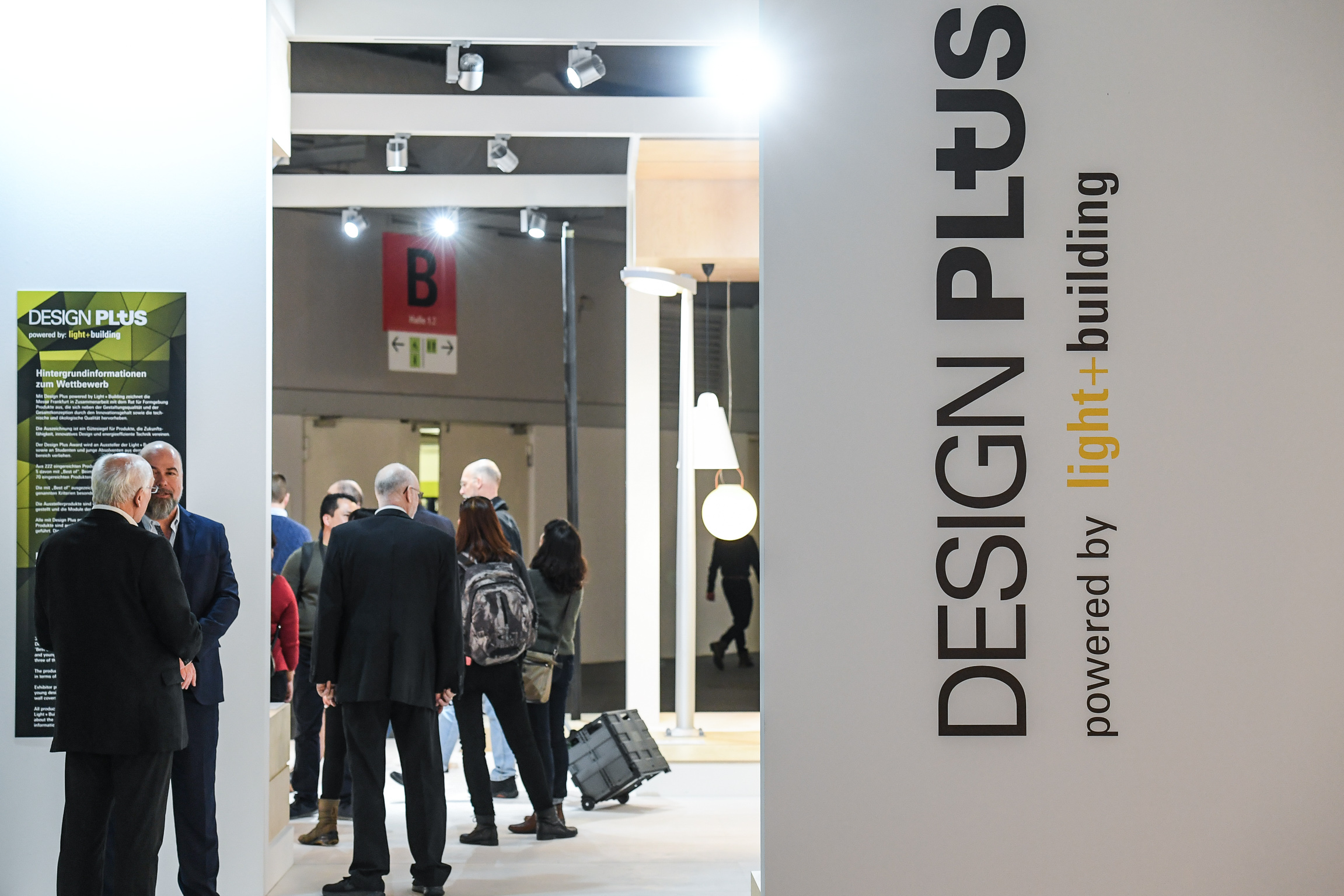 Orientierung in der Vielfalt der Innovationen bieten Sonderpräsentationen wie die Ausstellung der Design Plus-Gewinner in Halle 3.1.
