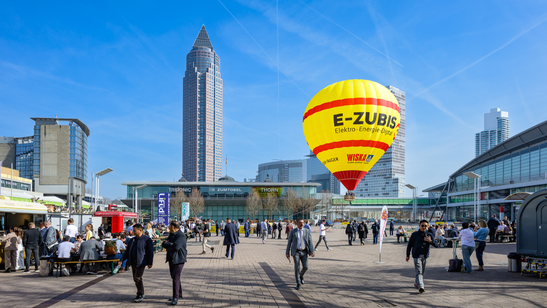 Hot-air balloon at the Frankfurt Exhibition Centre